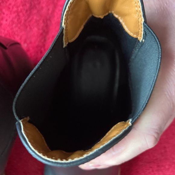 Classic women’s sophisticated black boots size 41. - Picture 4 of 5